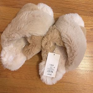 Target fuzzy house slippers